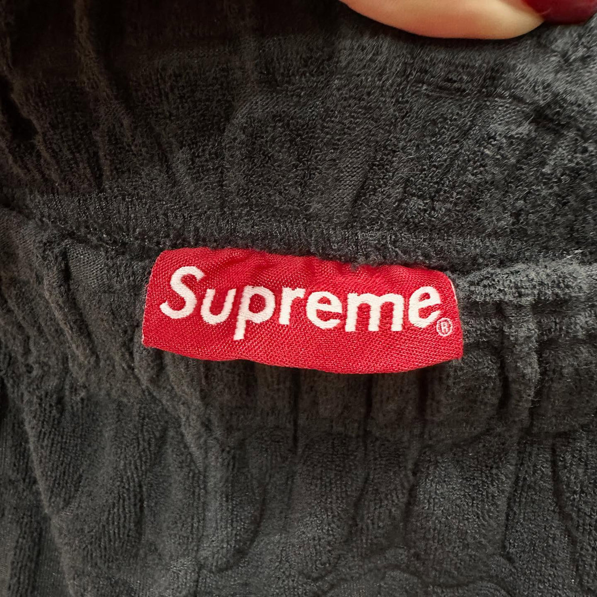 Supreme Logo Stripe Terry Shorts (BLACK)