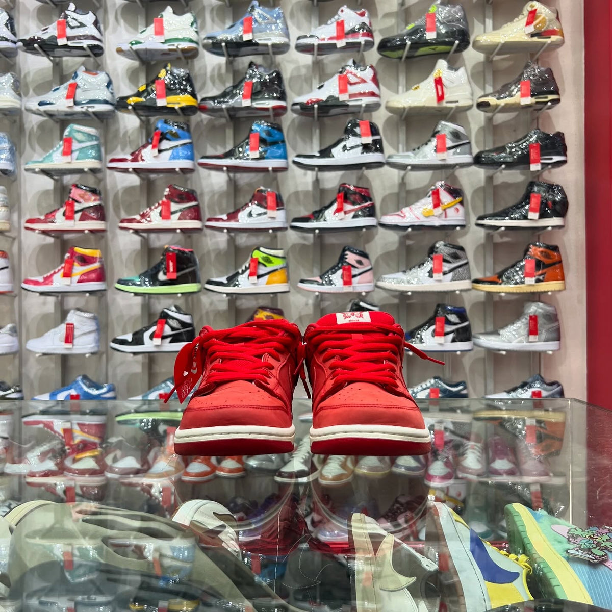 Nike SB Dunk Low x Verdy ‘Girl Don’t Cry’