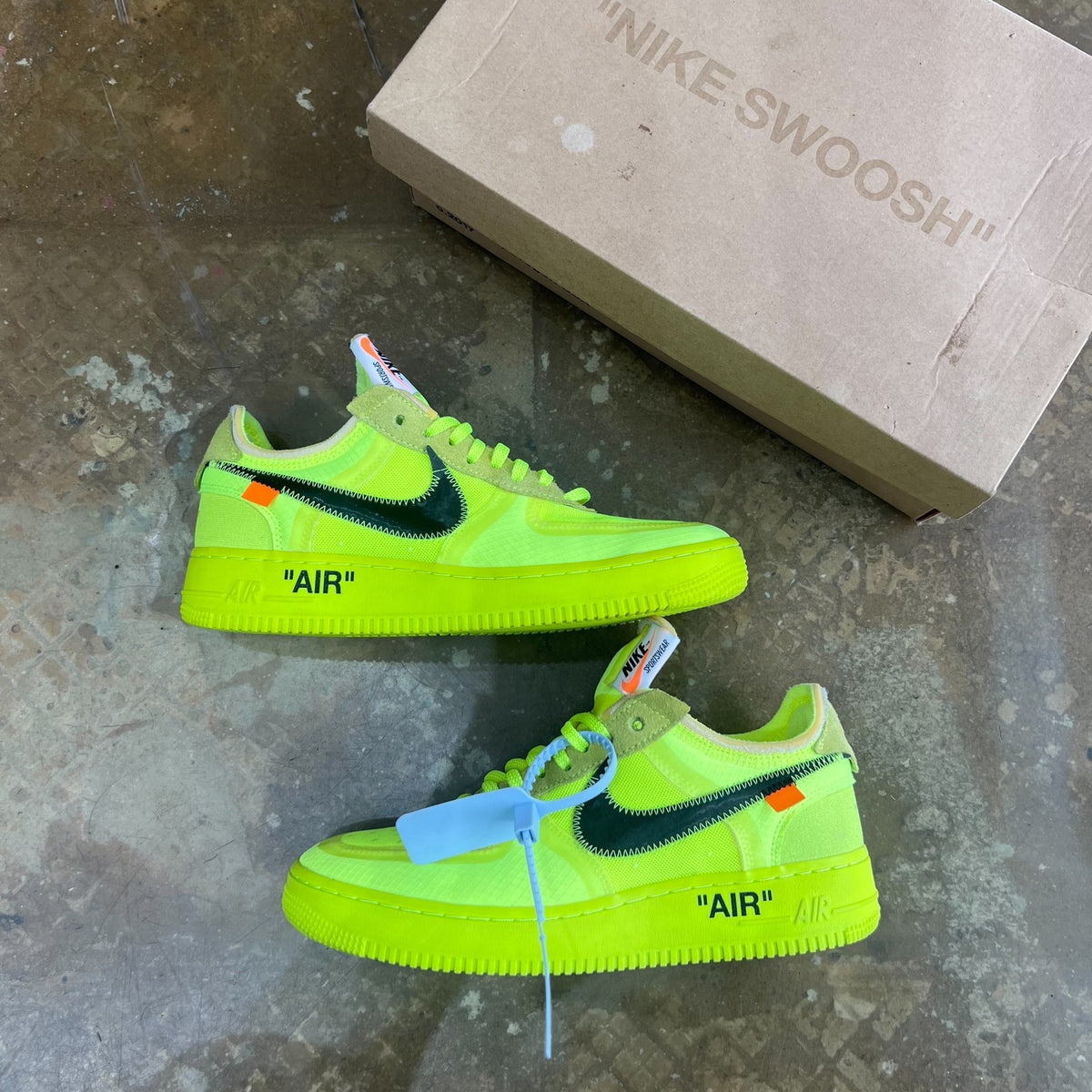 Nike Air Force 1 X Off-White Volt