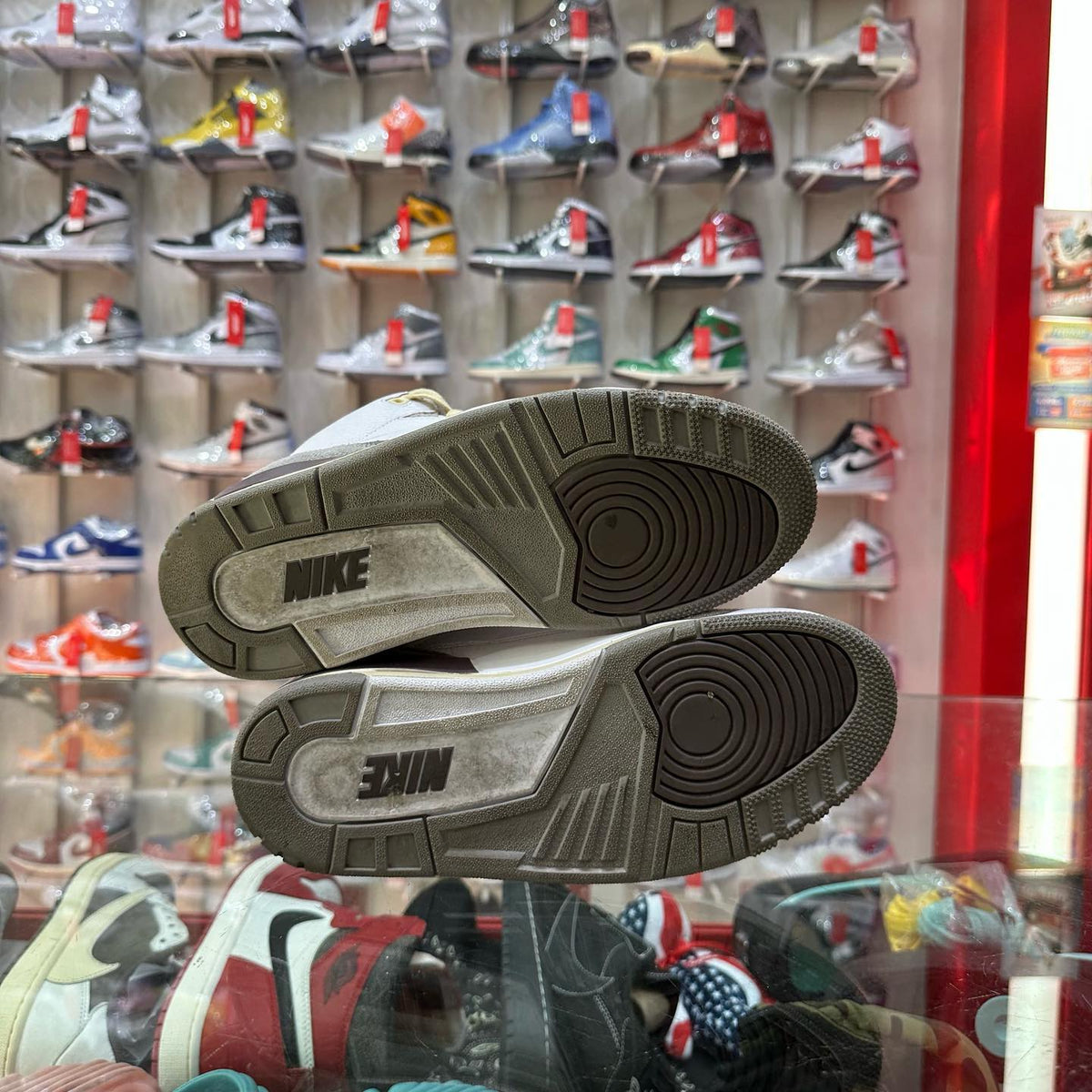 Nike Jordan 3 Retro X A Ma Maniére (W)