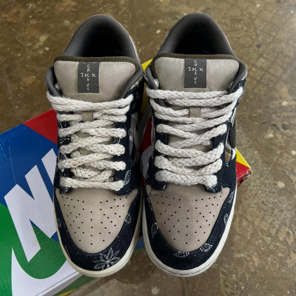 Nike Dunk Low SB X Travis Scott
