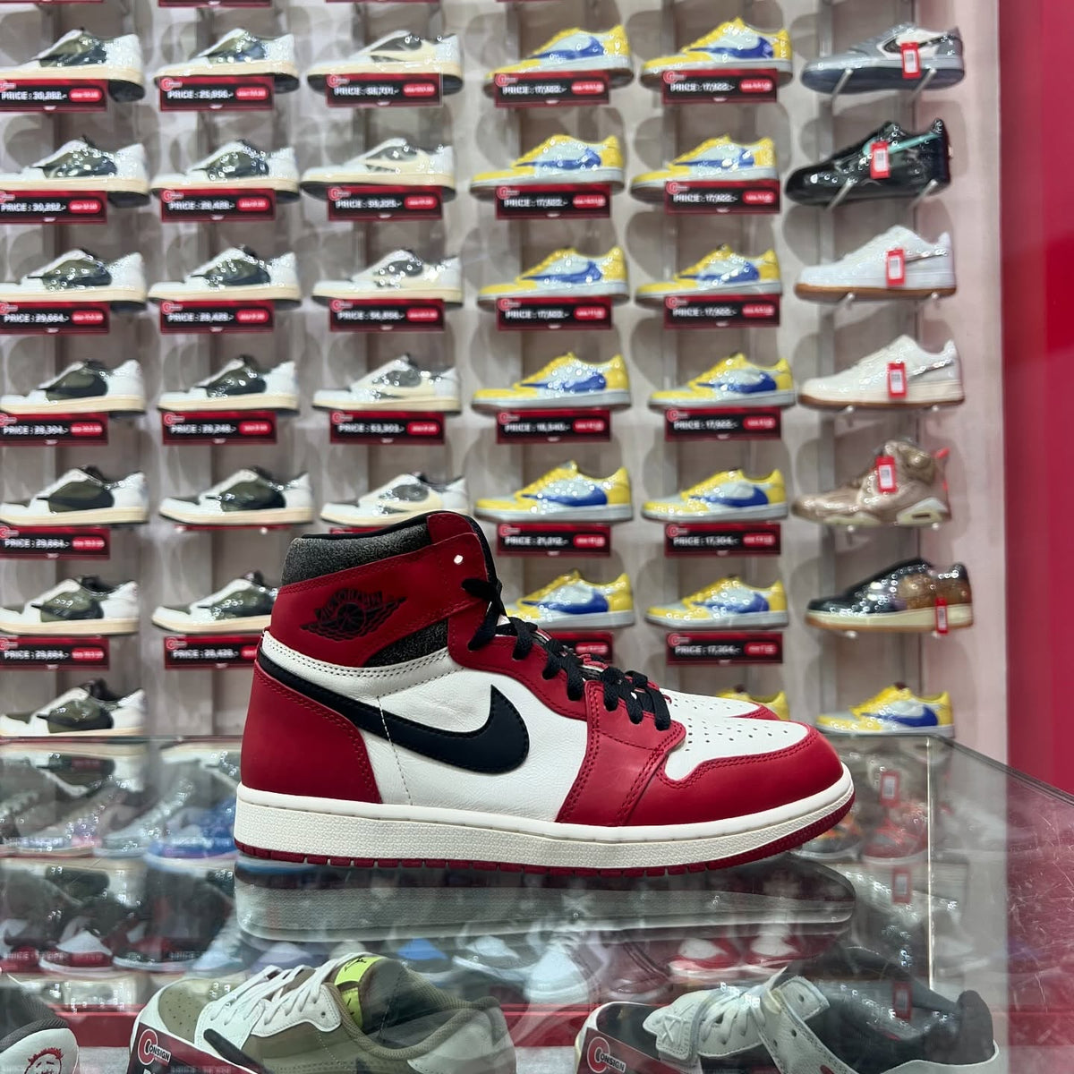 Nike Jordan 1 Retro High OG Chicago Lost and Found