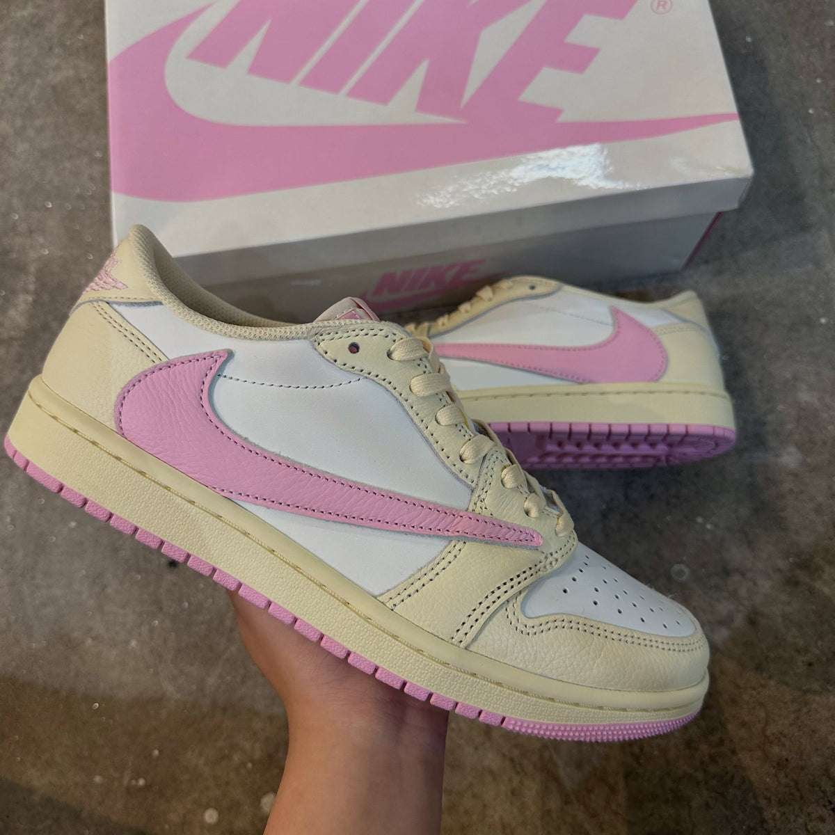 Nike Jordan 1 Retro Low OG SP x Travis Scott Muslin Pink