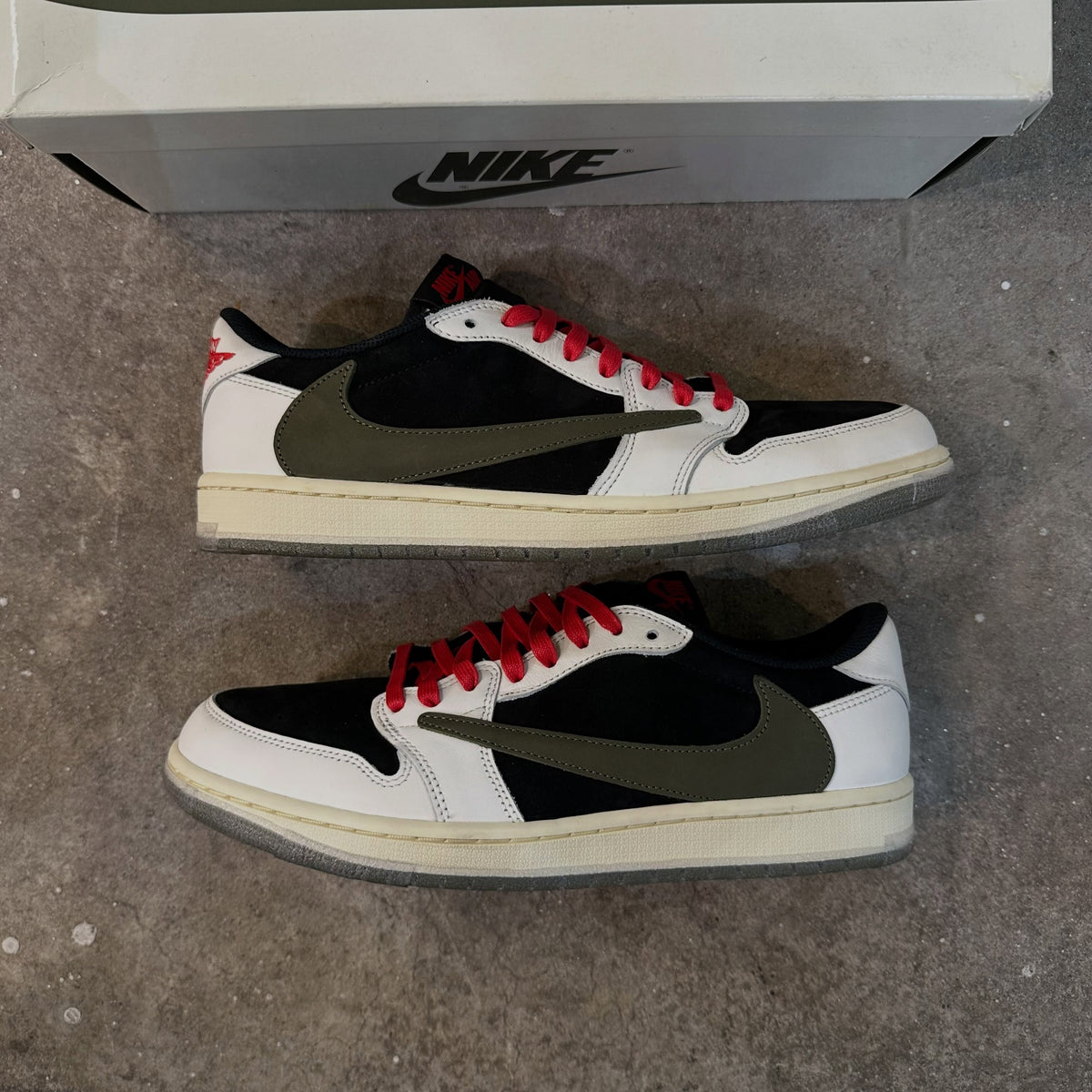 Nike Jordan 1 Retro Low OG SP X Travis Scott Olive (W)