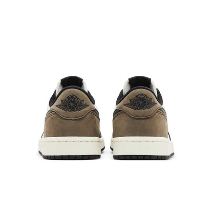 Nike Air Jordan 1 Retro Low OG มอคค่า