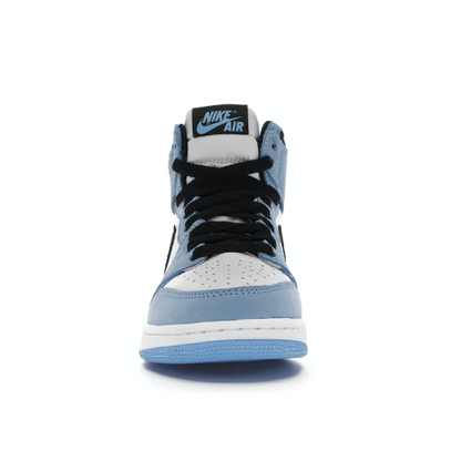 รองเท้าผ้าใบ Nike Jordan 1 Retro High สีขาว ยูนิเวอร์ซิตี้ บลู ดำ (GS)